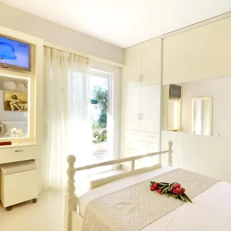 Casa vacanze 2 Bedrooms House At Corfu 500 M Away From The Beach With Lake View Enclosed Garden And Wifi Perama (Corfu)